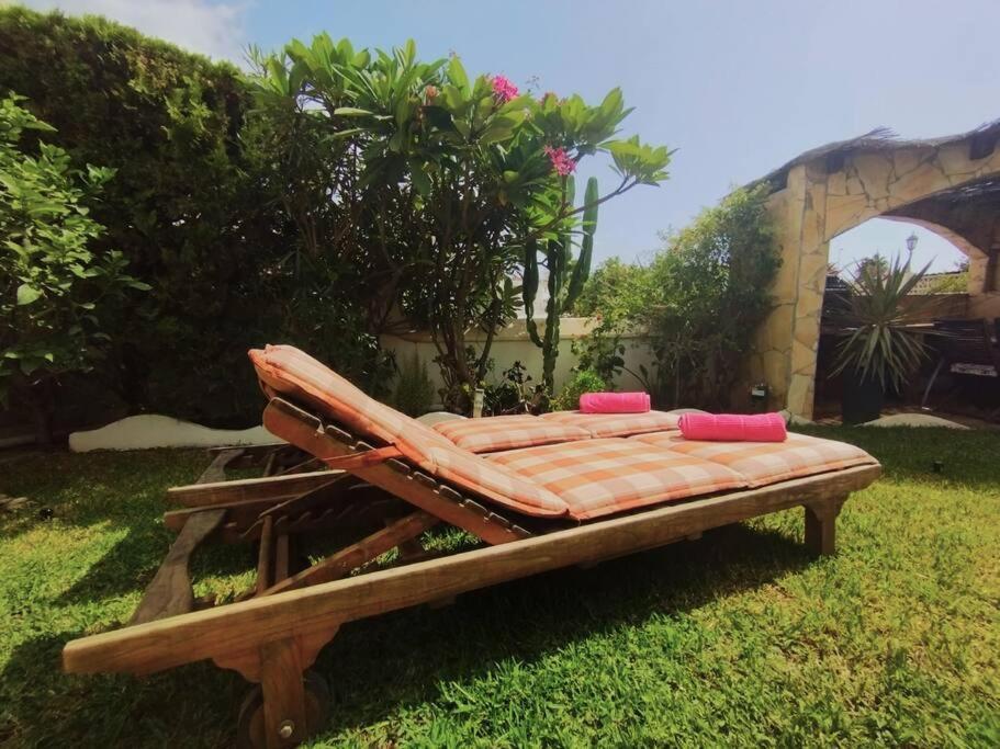 Beautiful 3 Bedroom Townhouse In Urb. Tropicana, Nerja Exterior foto